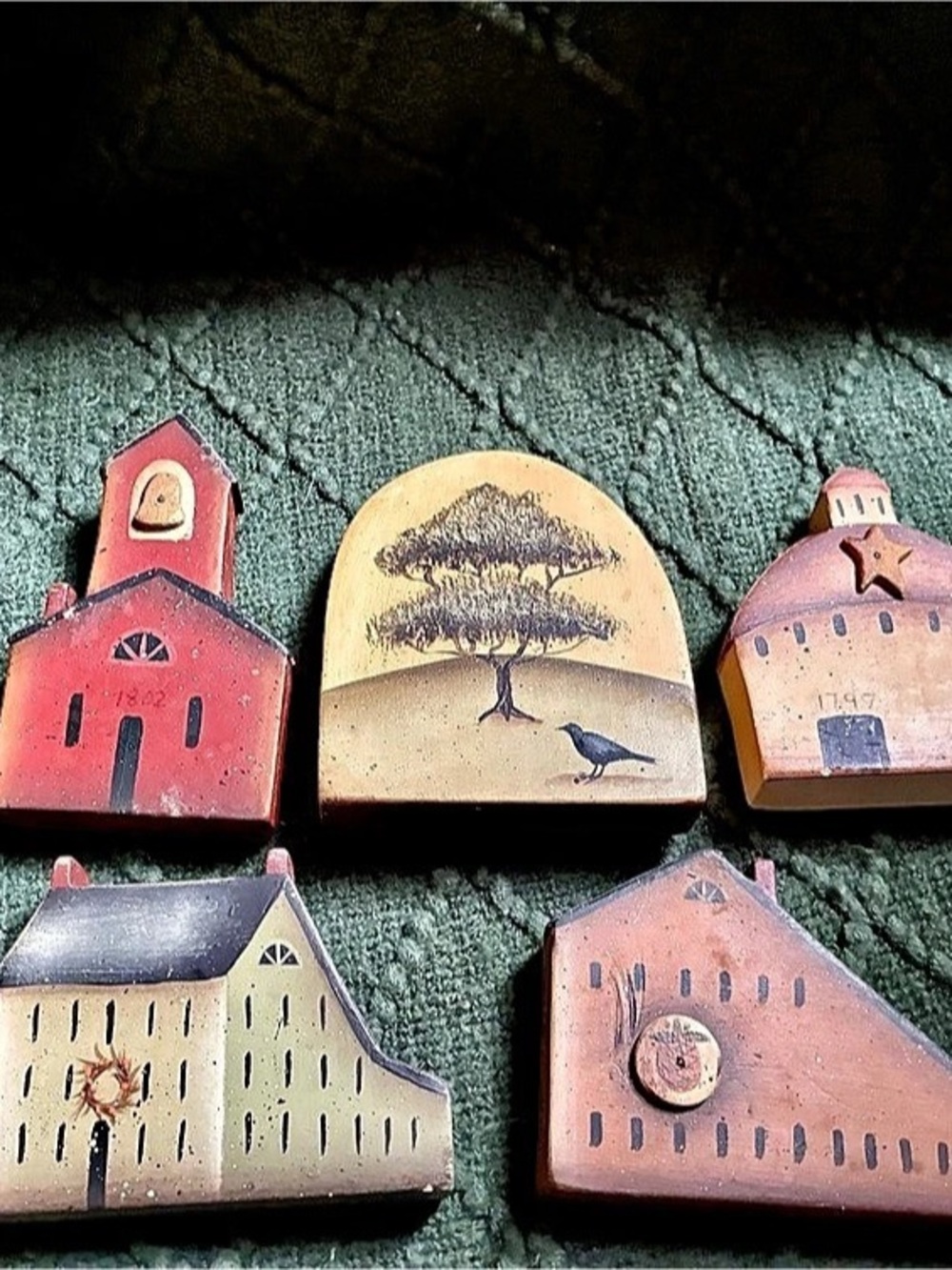 Set of 5 primitive shelf sitters